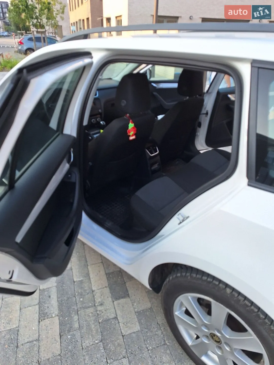 2014 Skoda Octavia - мініатюра 12
