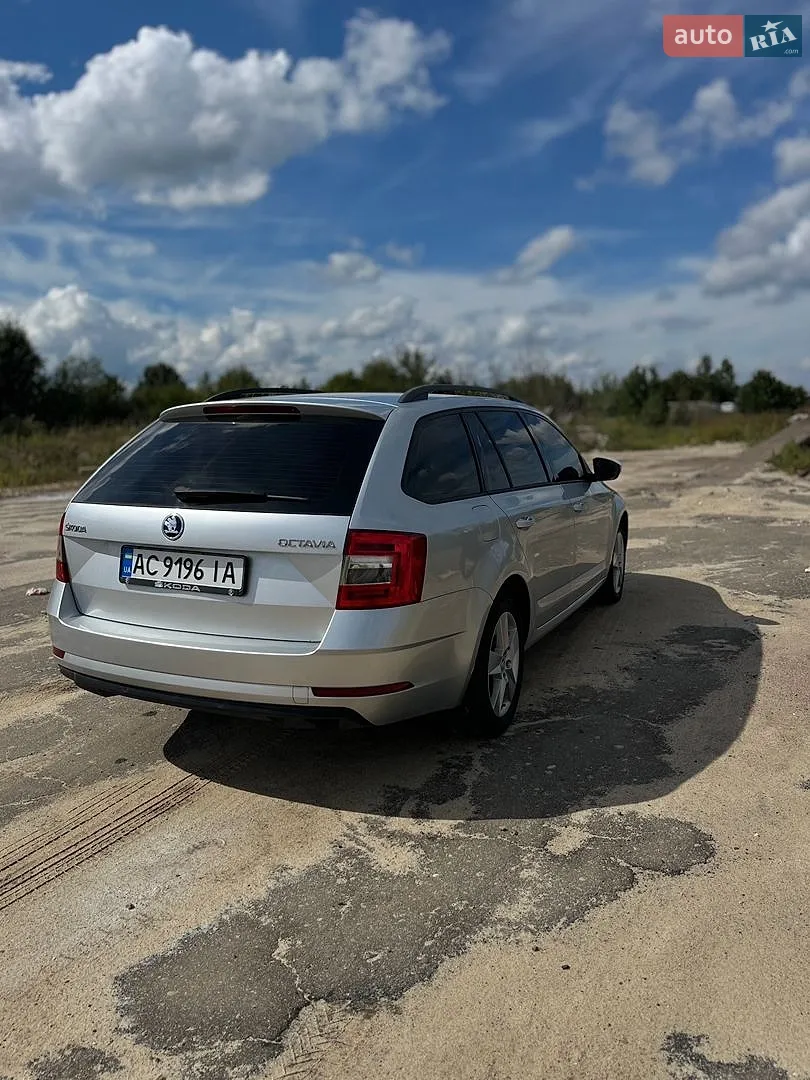 2017 Skoda Octavia - мініатюра 9