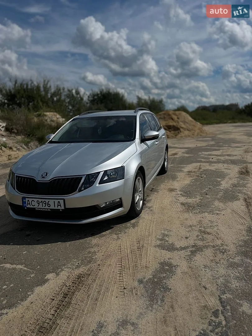 2017 Skoda Octavia - фото 1