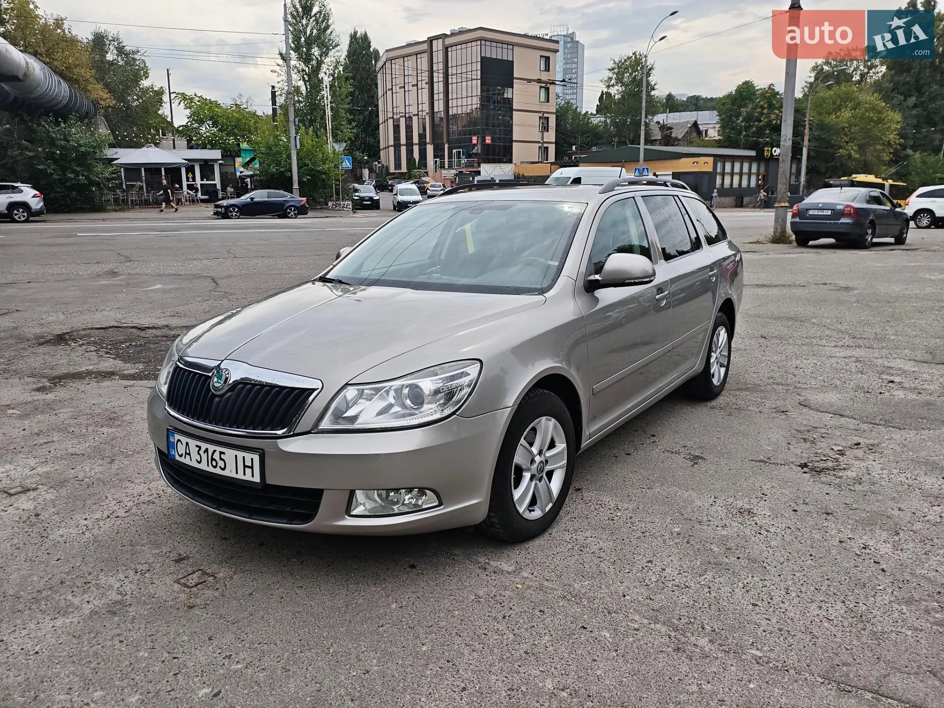 2011 Skoda Octavia - фото 1