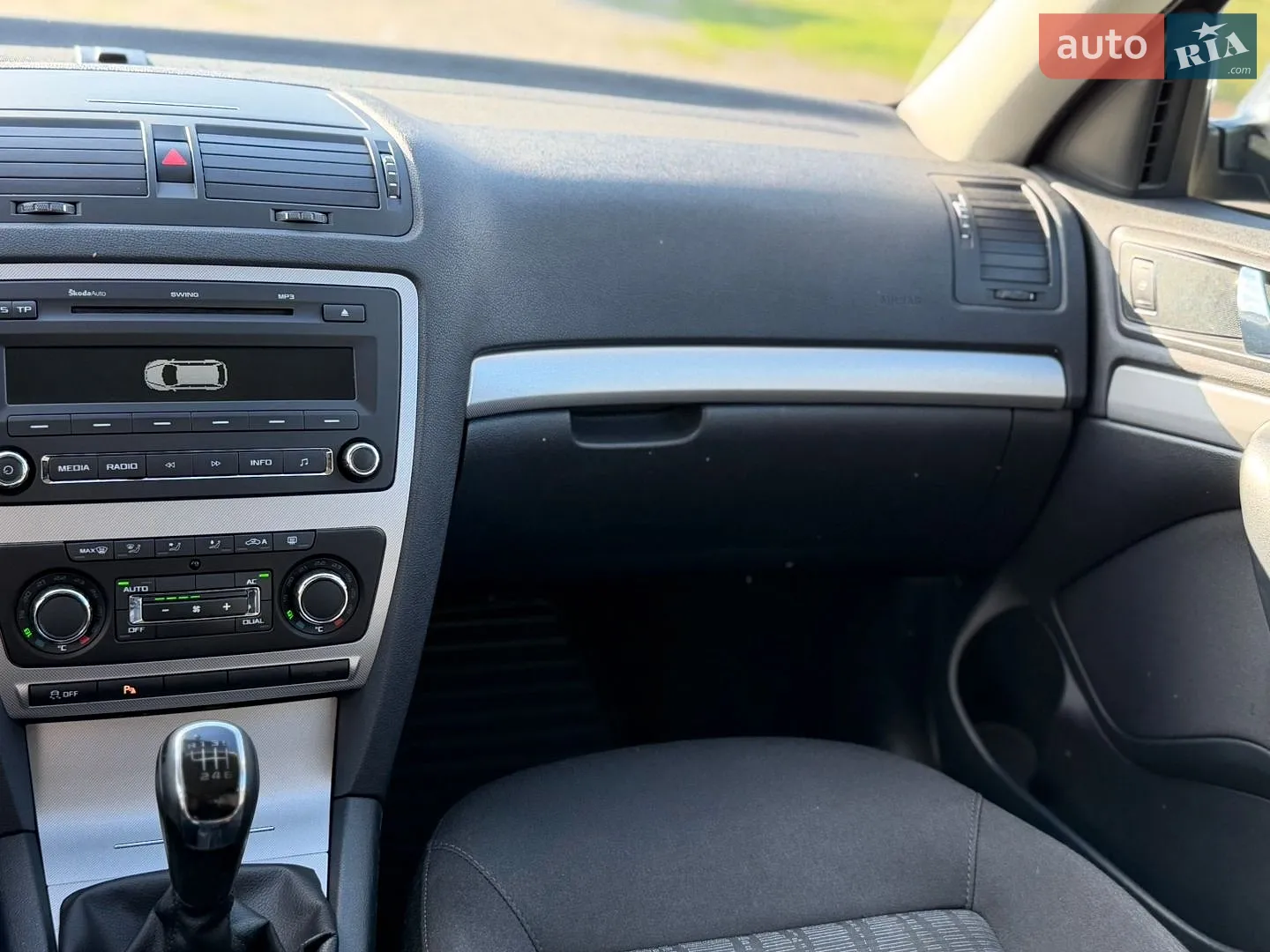 2011 Skoda Octavia - мініатюра 16