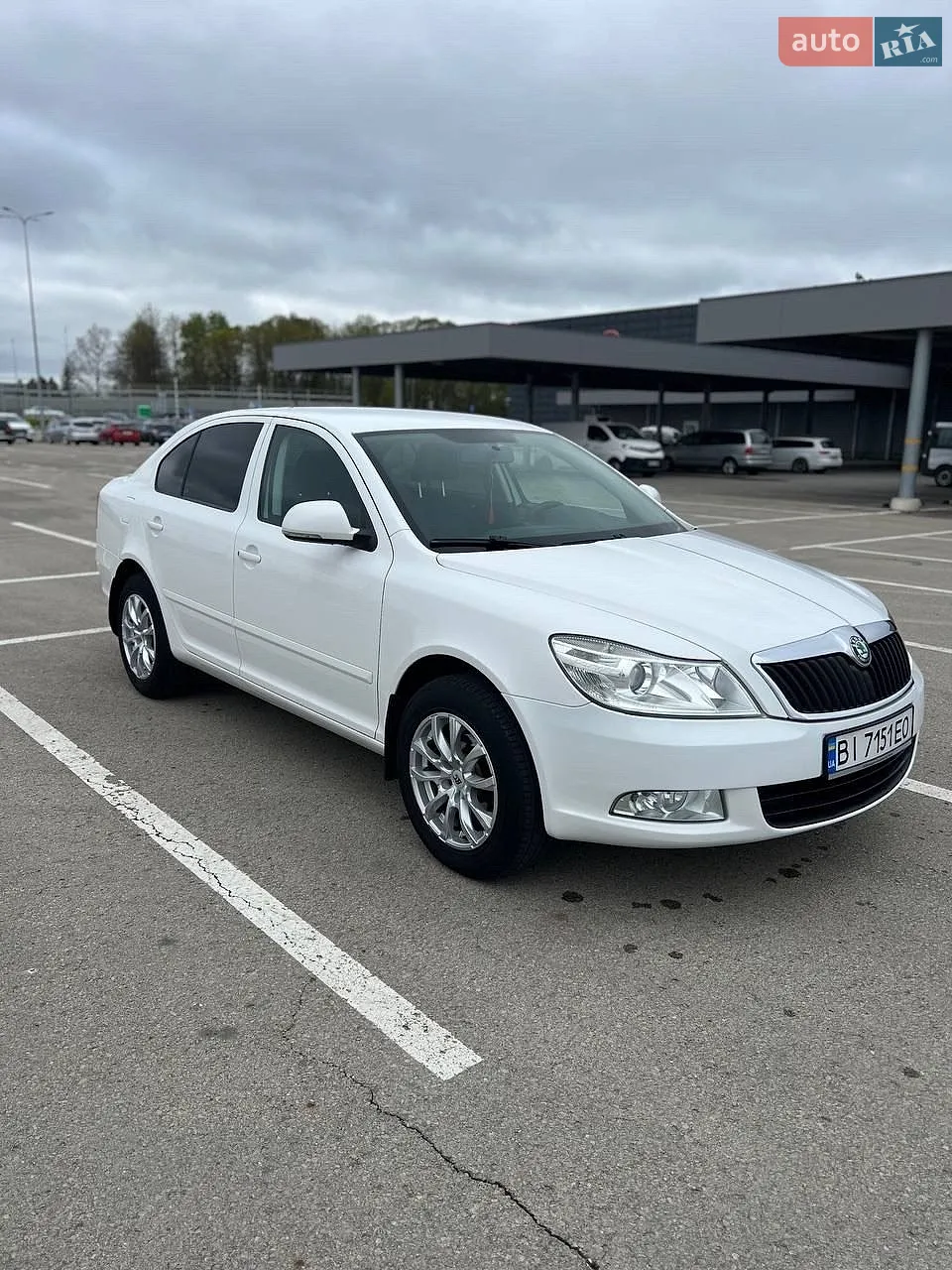 2011 Skoda Octavia - мініатюра 2