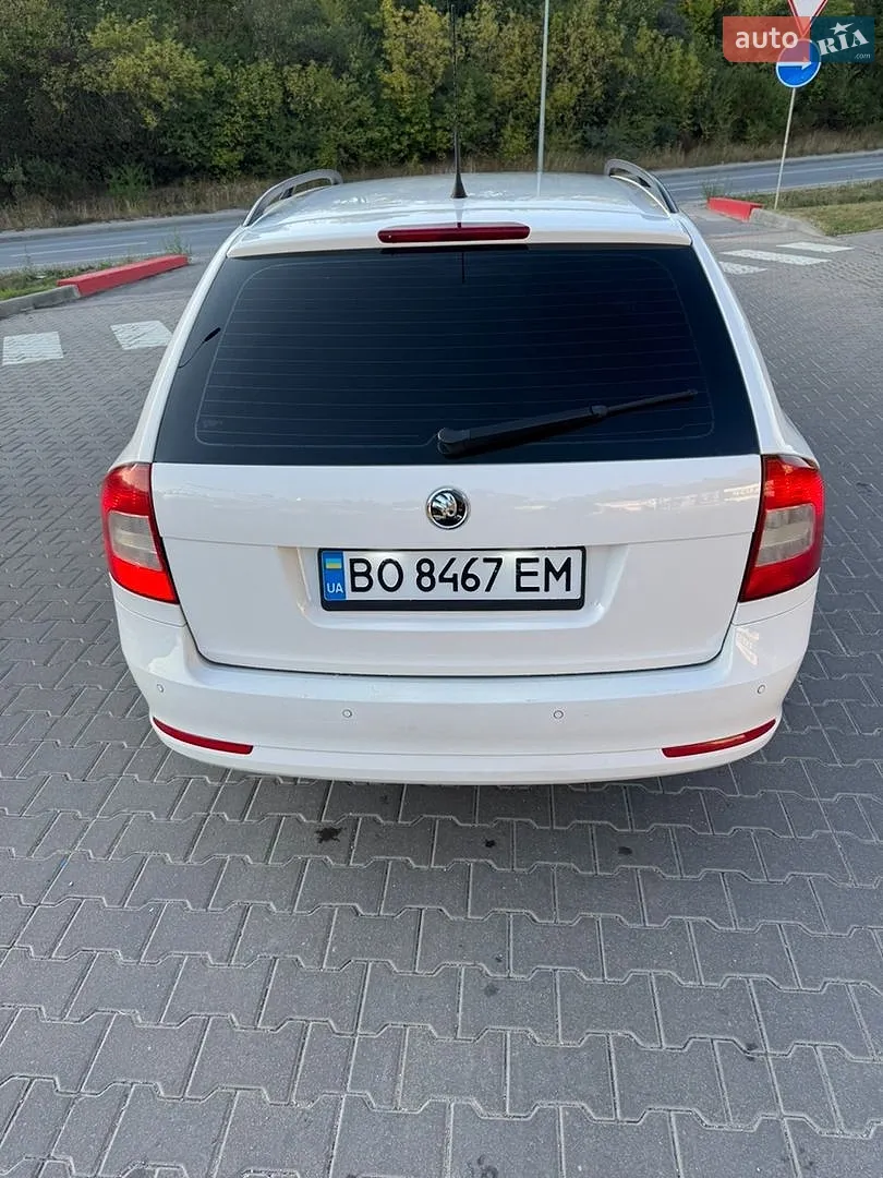 2011 Skoda Octavia - мініатюра 13