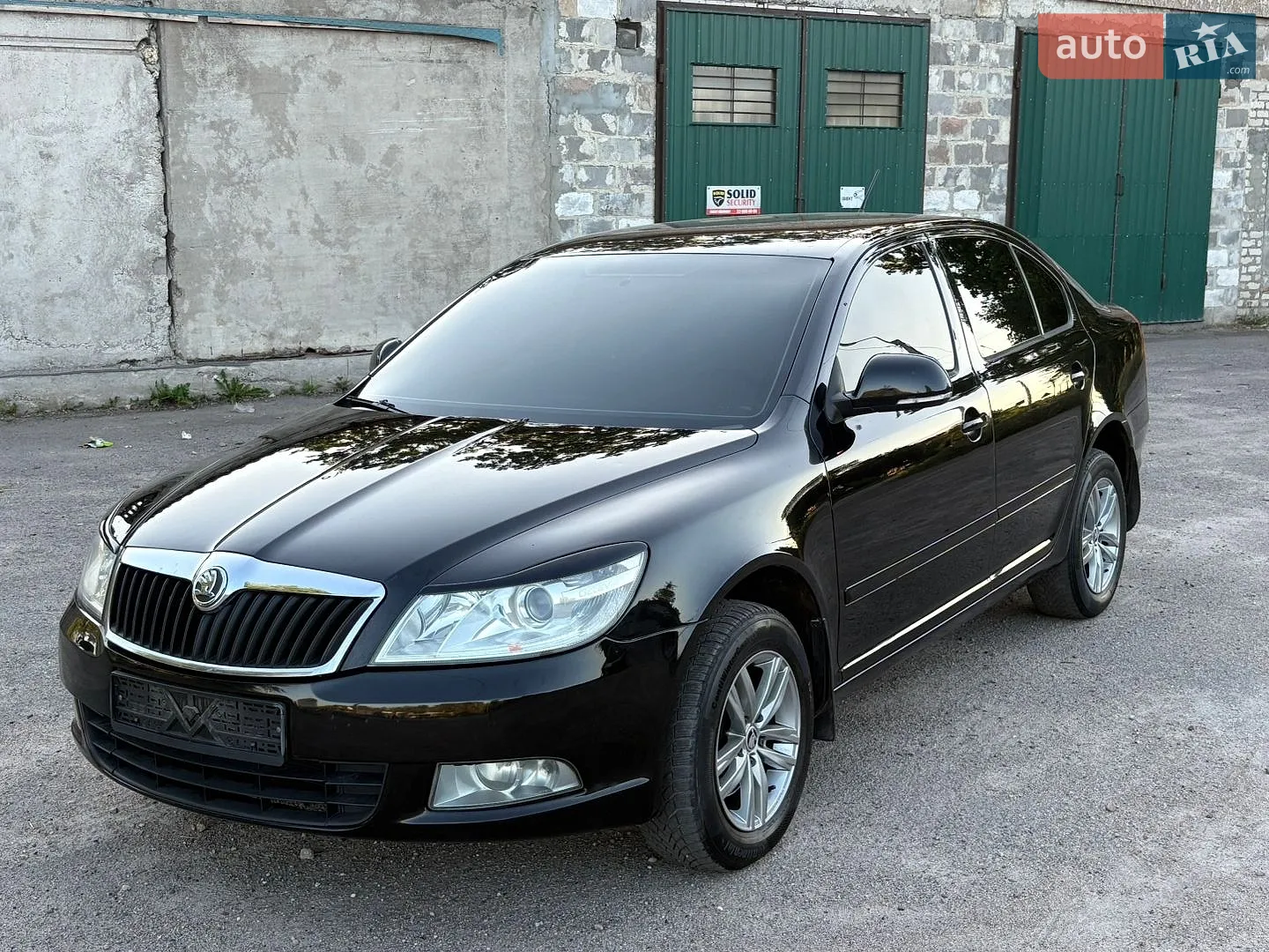 2010 Skoda Octavia - мініатюра 3