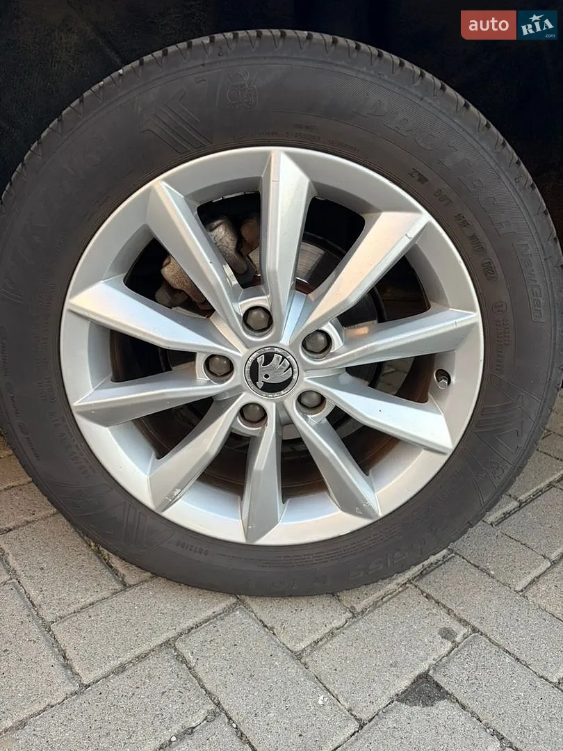 2016 Skoda Octavia - мініатюра 12