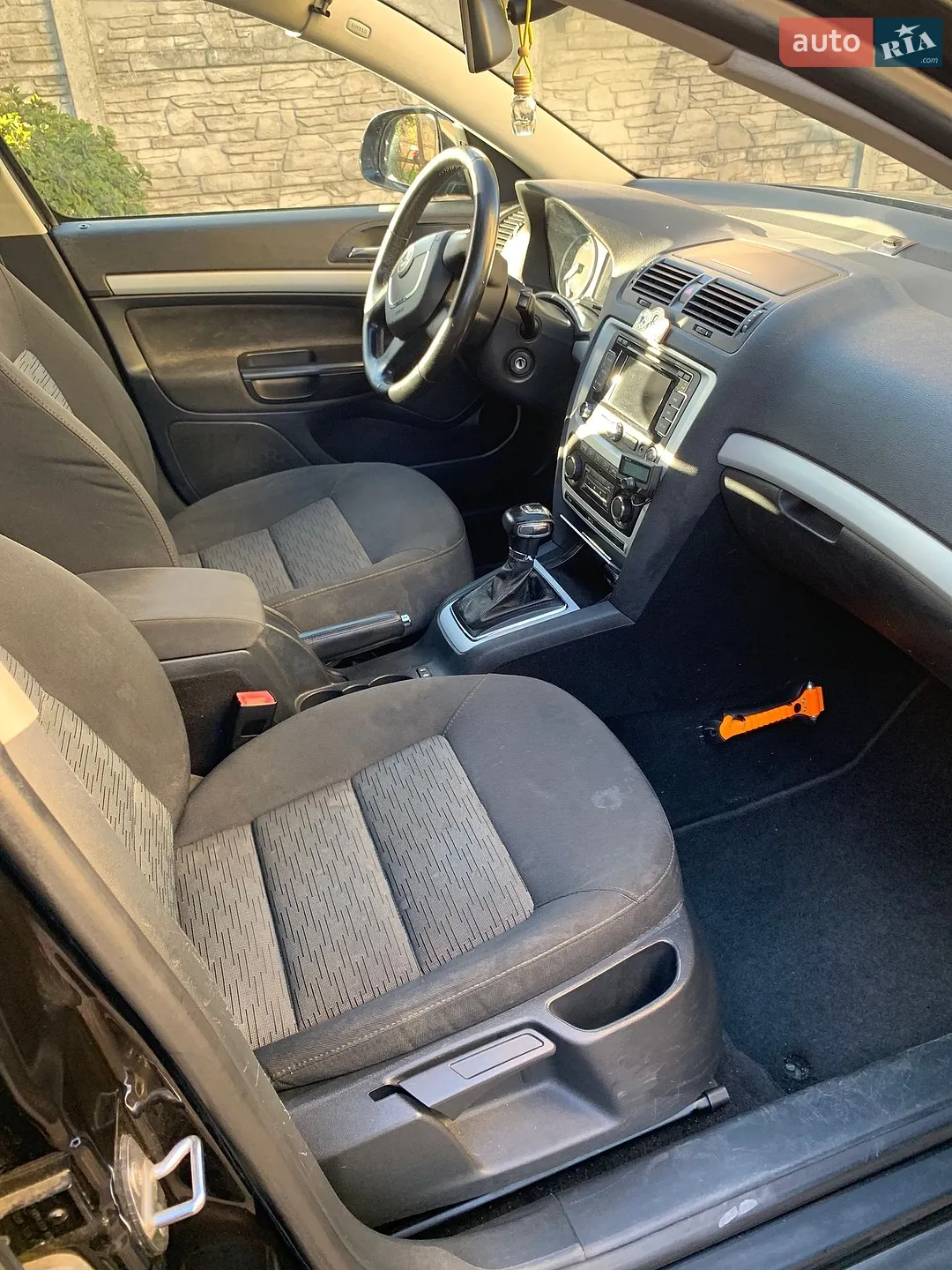 2010 Skoda Octavia - мініатюра 9