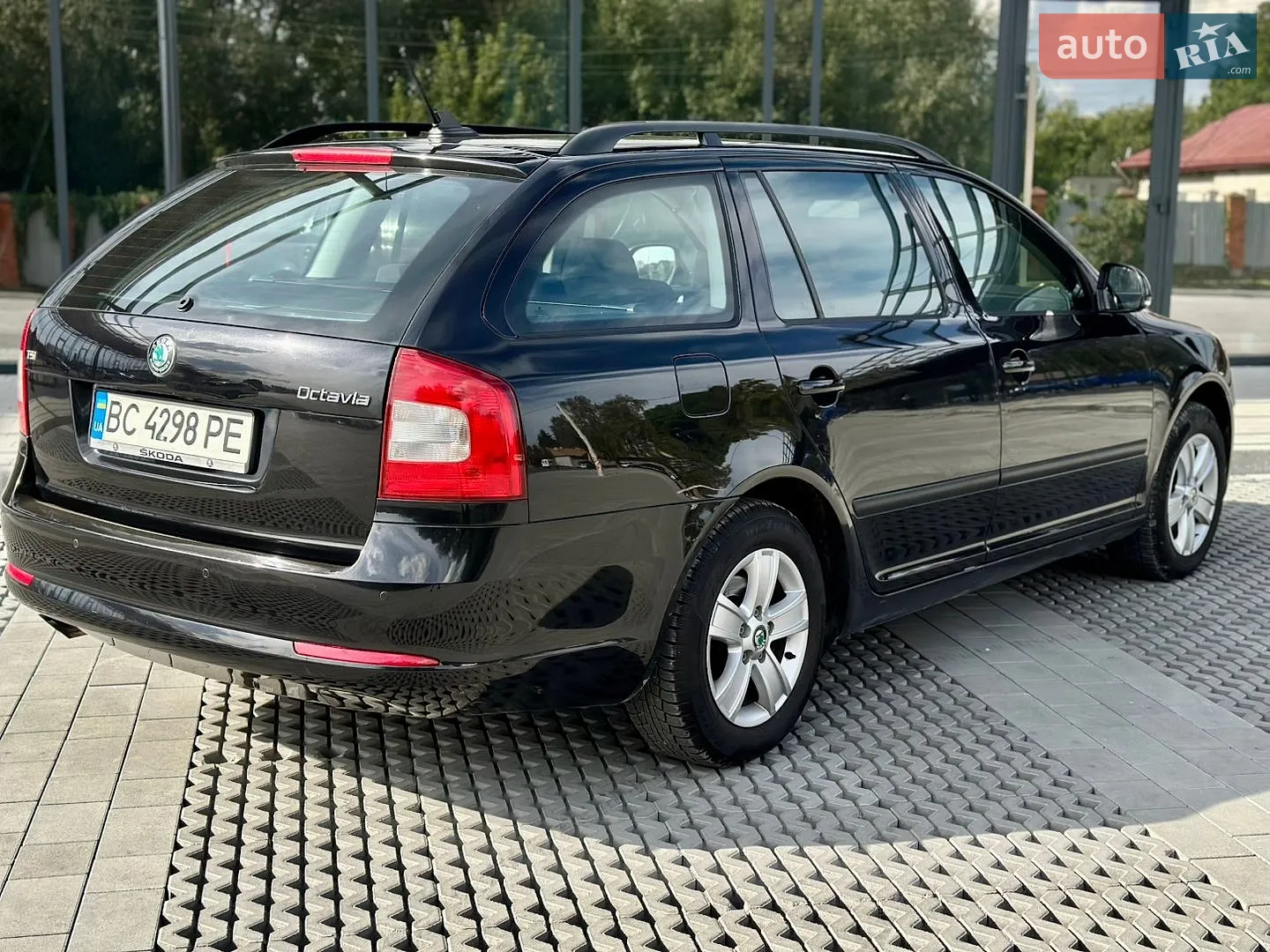 2011 Skoda Octavia - мініатюра 14