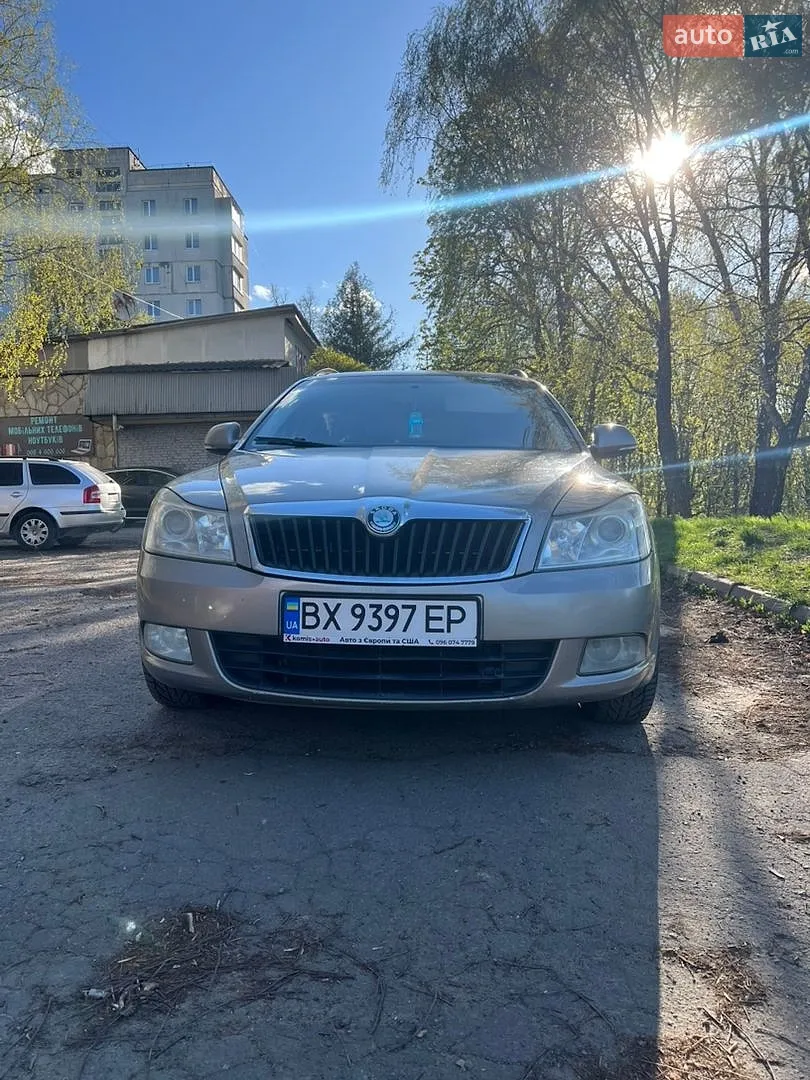 2010 Skoda Octavia - фото 1