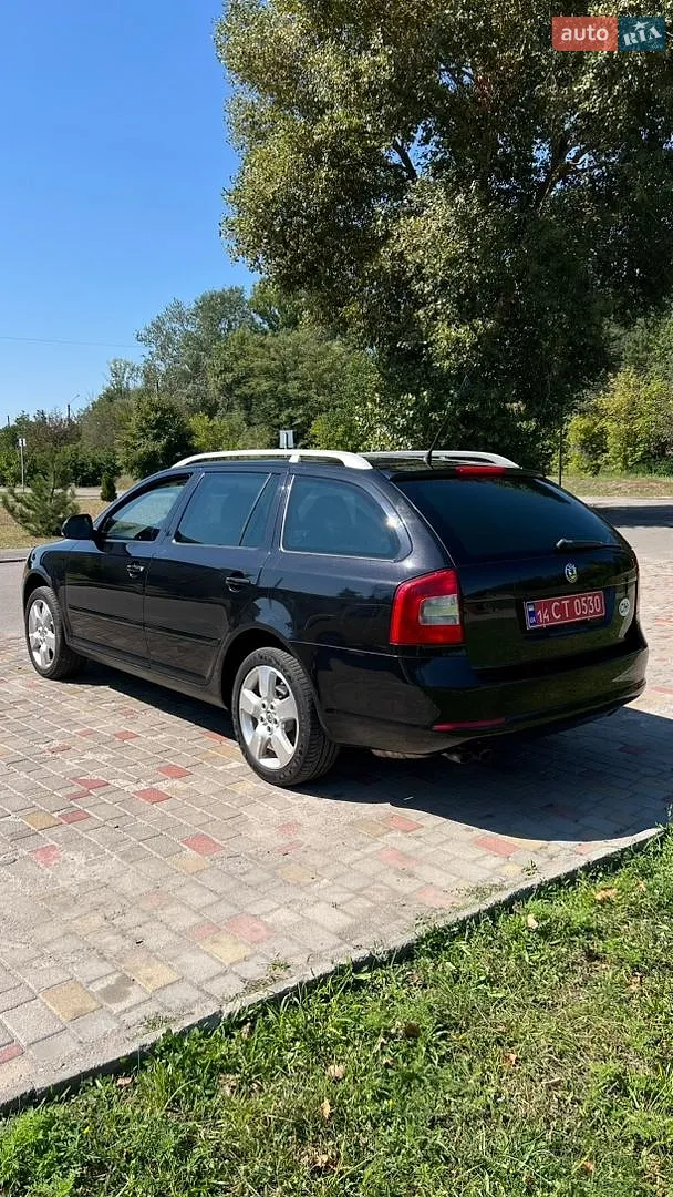 2010 Skoda Octavia - мініатюра 5