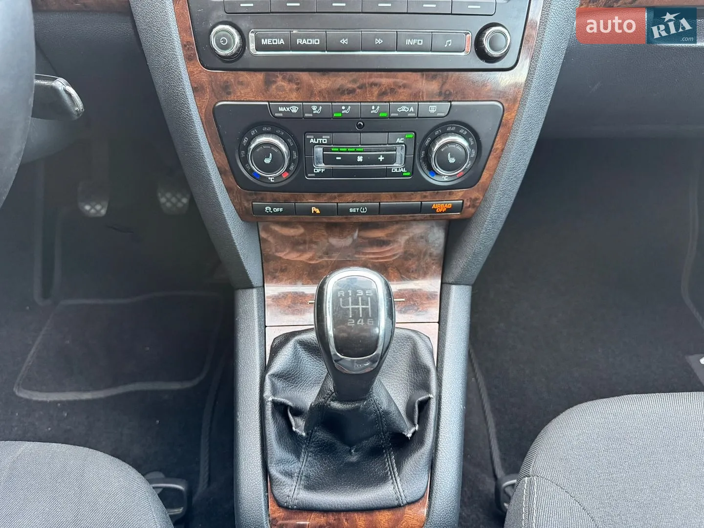 2012 Skoda Octavia - мініатюра 36