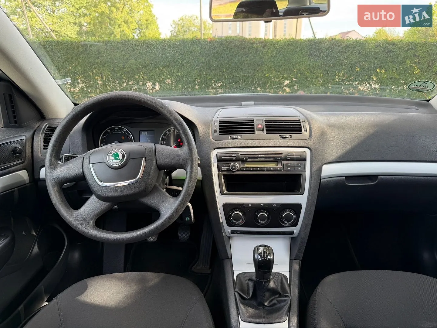 2010 Skoda Octavia - мініатюра 30