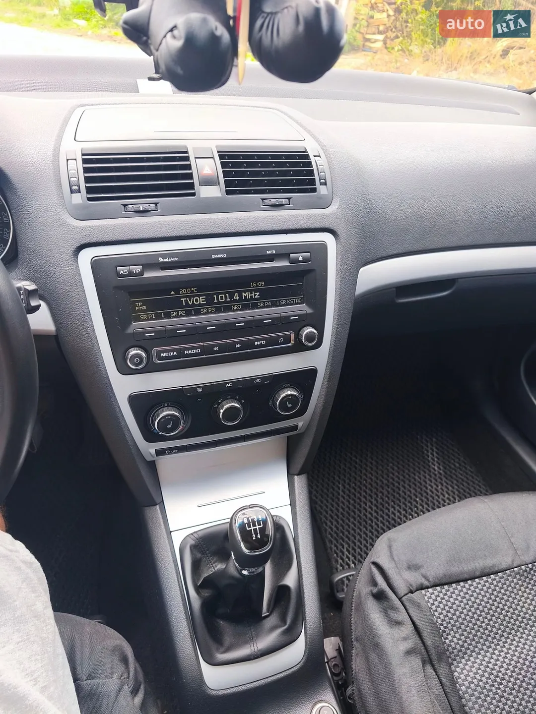 2011 Skoda Octavia - мініатюра 7
