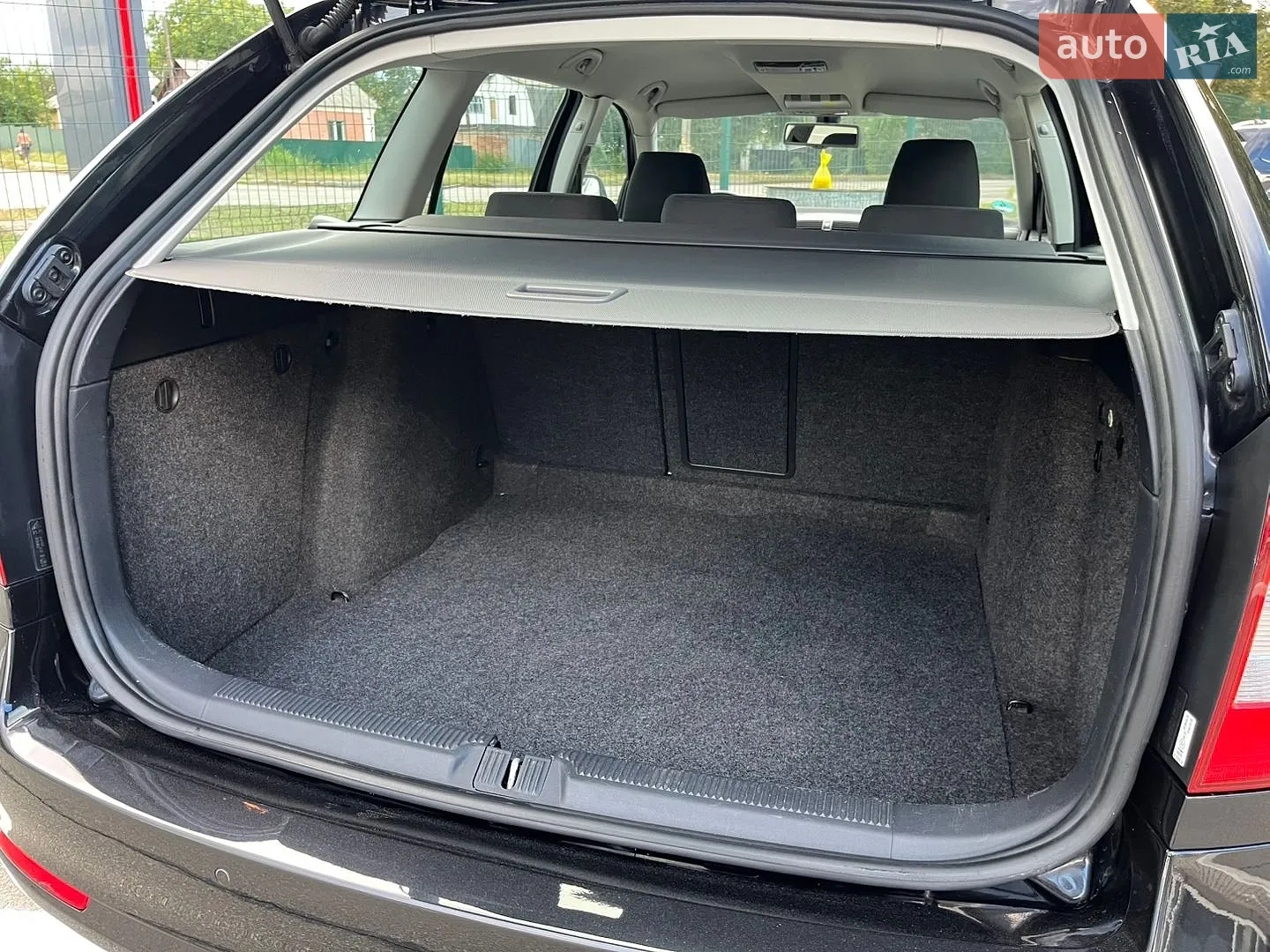 2010 Skoda Octavia - мініатюра 22