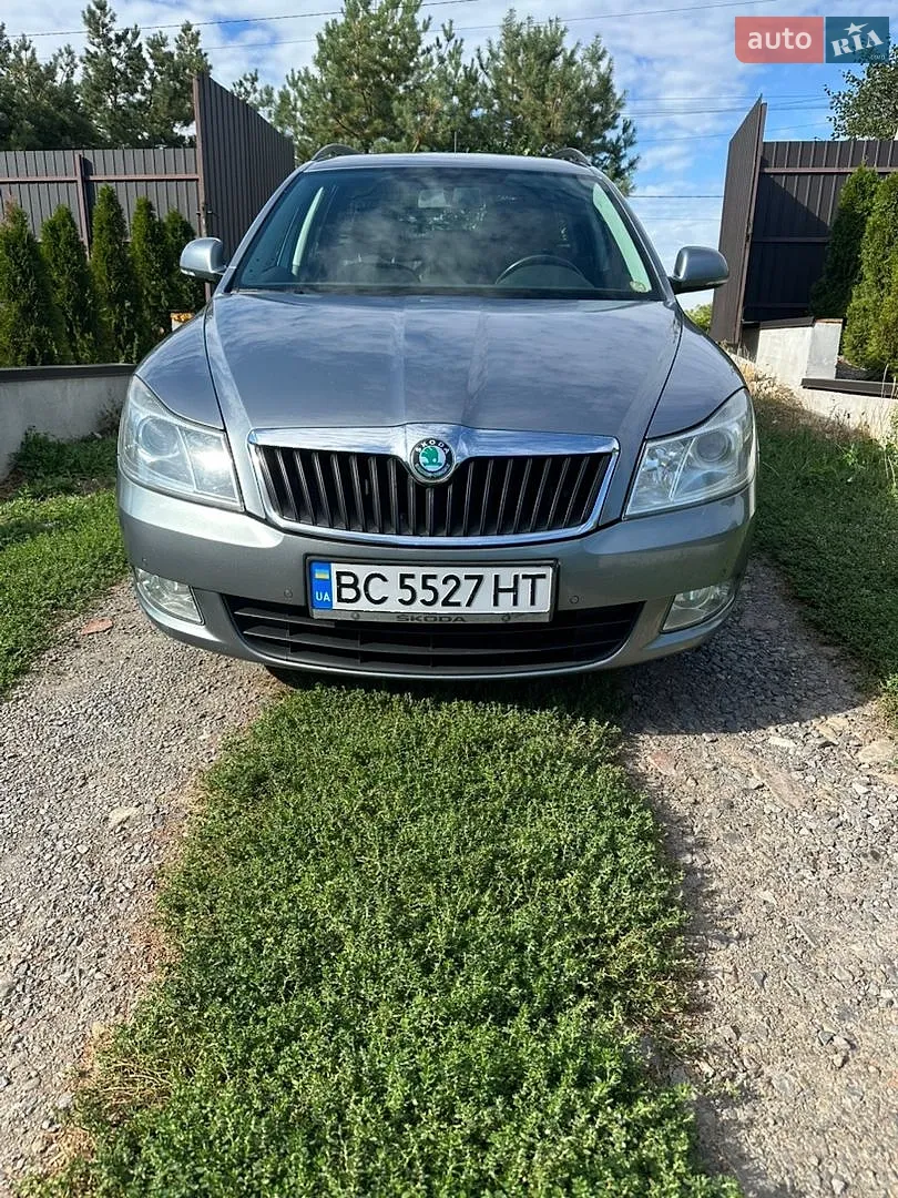 2012 Skoda Octavia - мініатюра 2