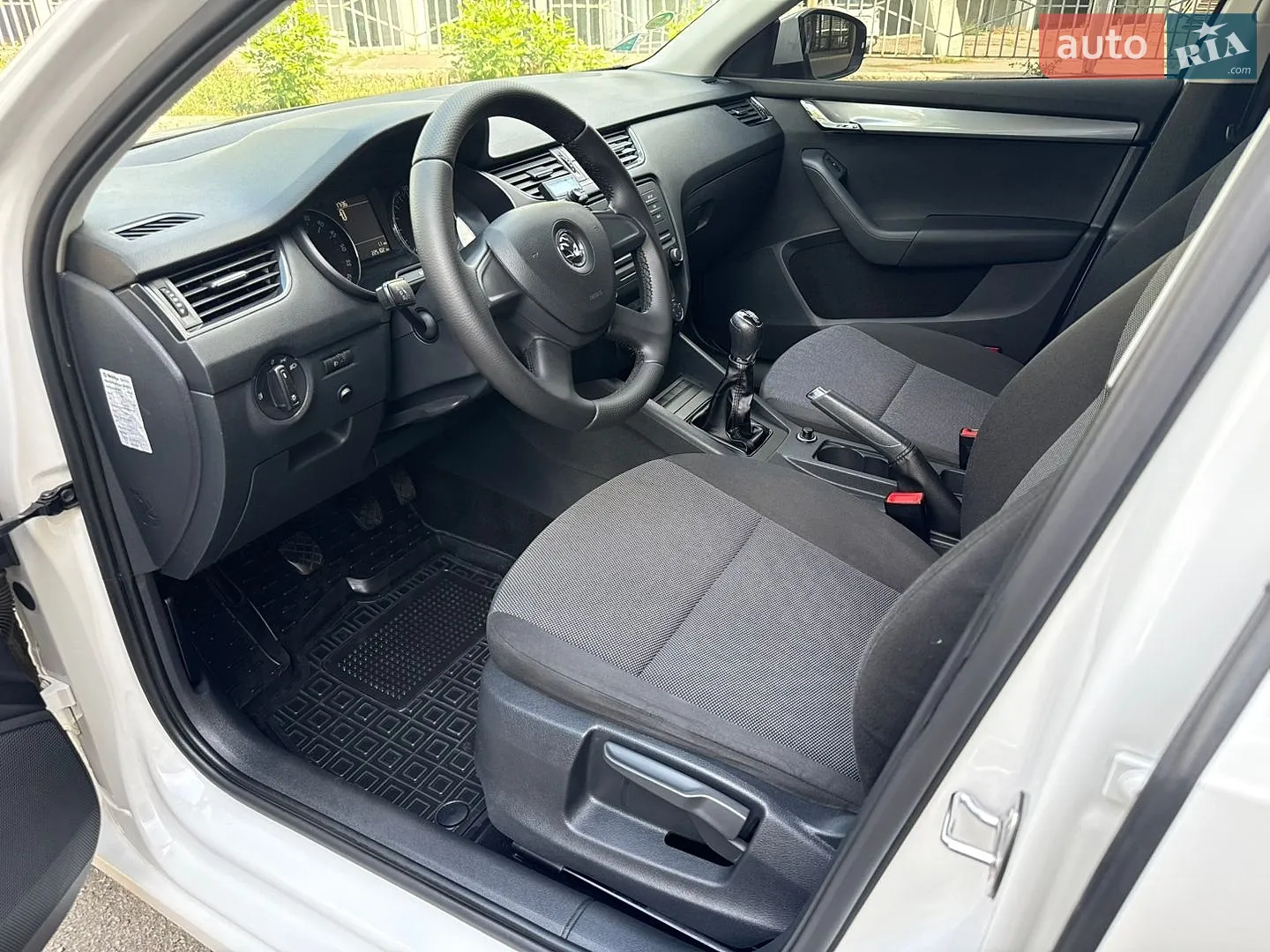 2013 Skoda Octavia - мініатюра 15