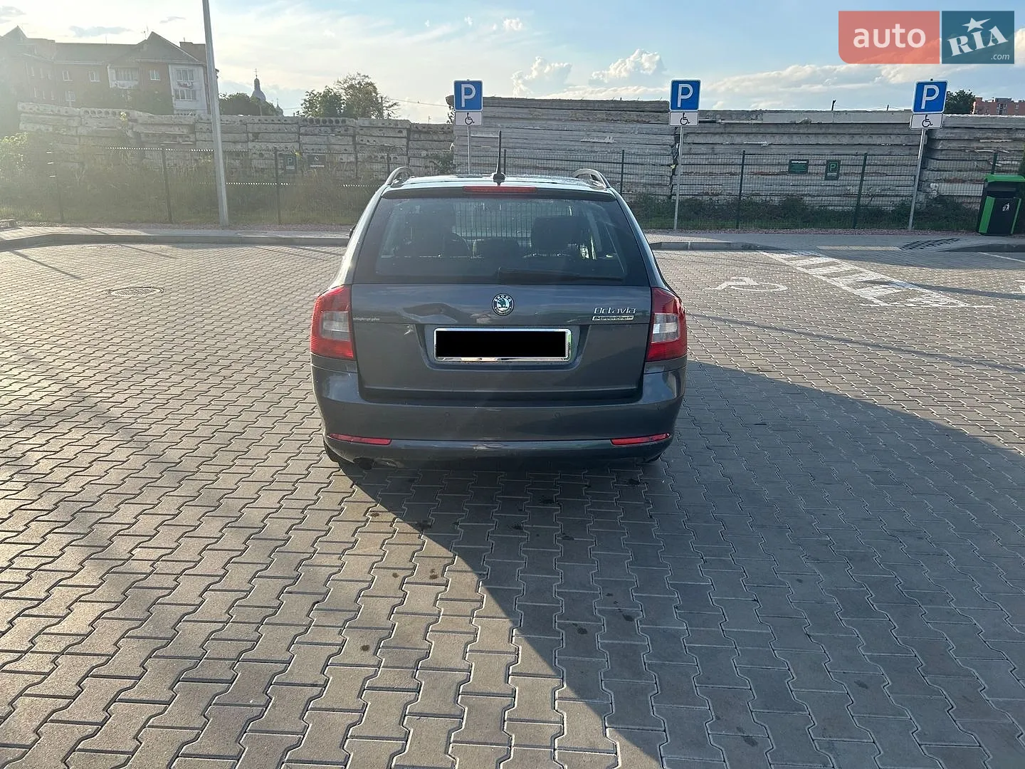 2012 Skoda Octavia - мініатюра 17