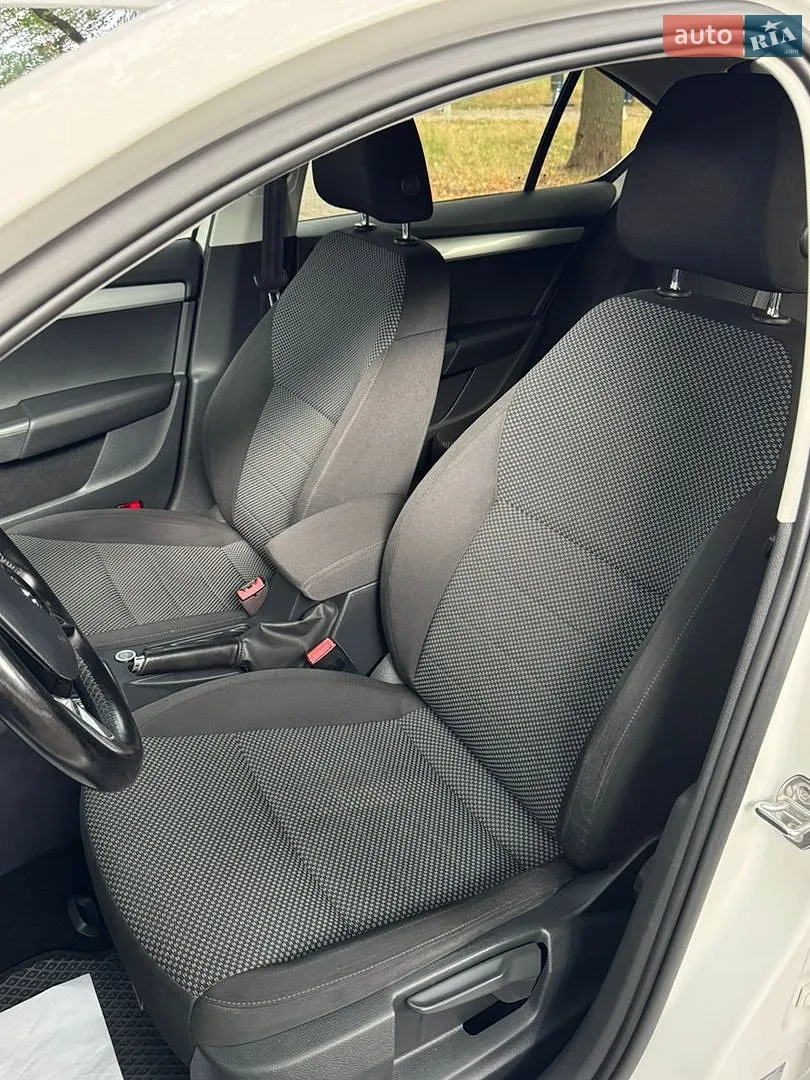 2016 Skoda Octavia - мініатюра 17