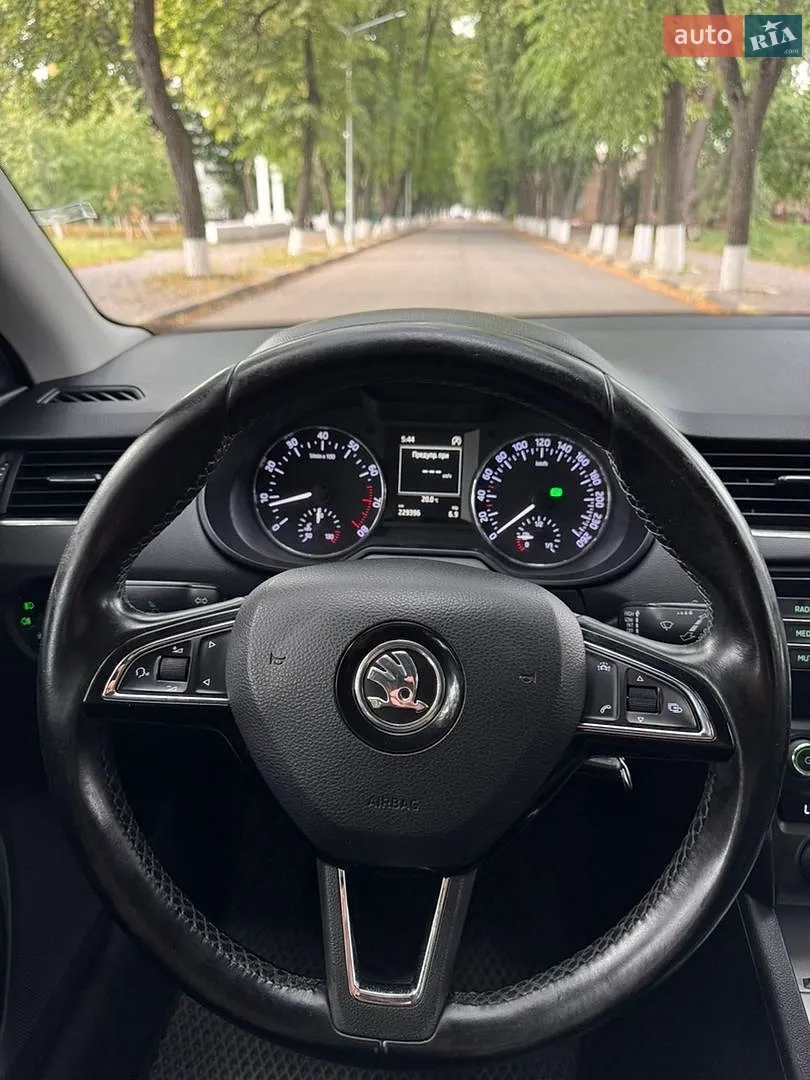 2016 Skoda Octavia - мініатюра 23