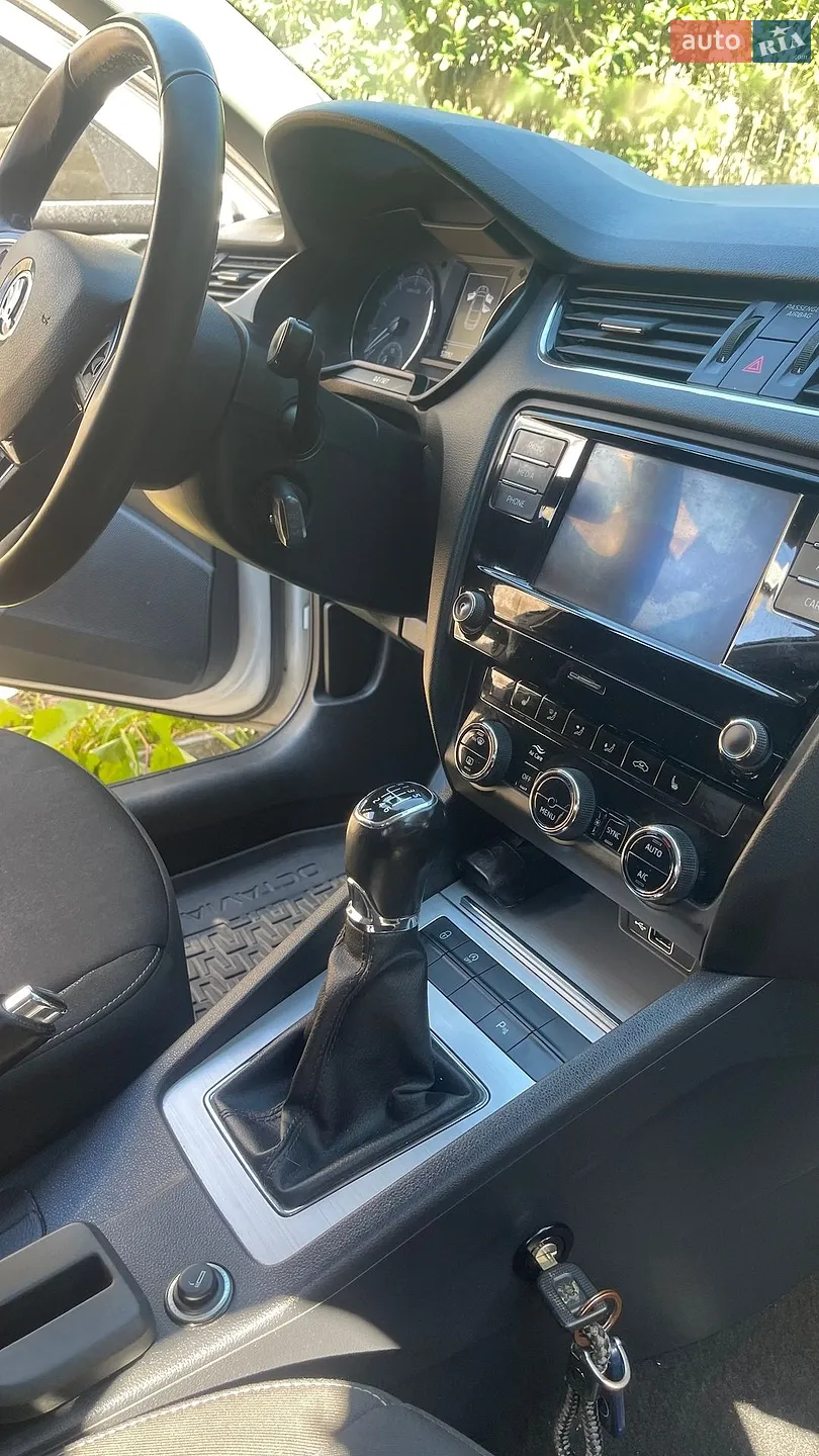 2018 Skoda Octavia - мініатюра 47