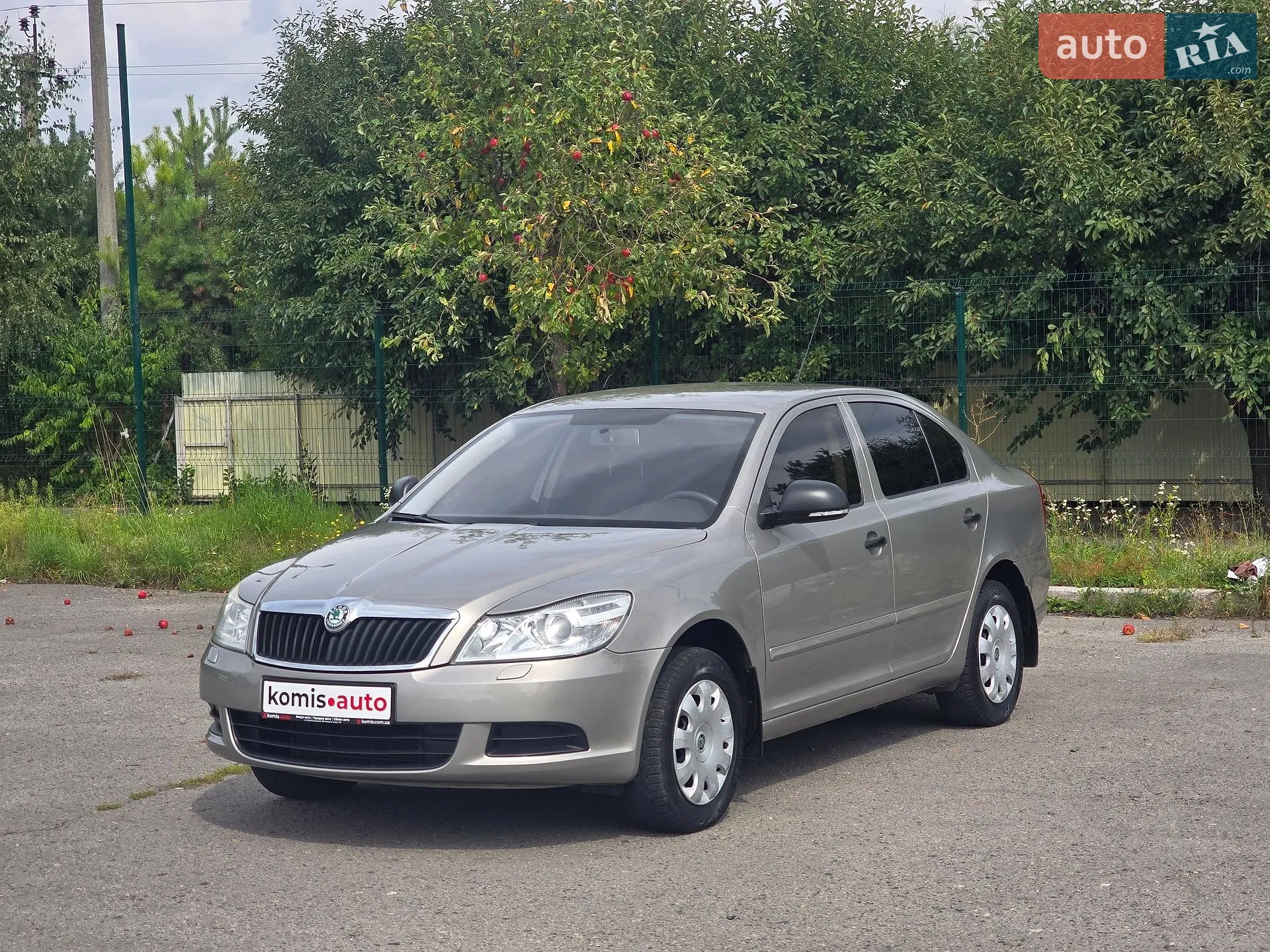 2010 Skoda Octavia - мініатюра 10