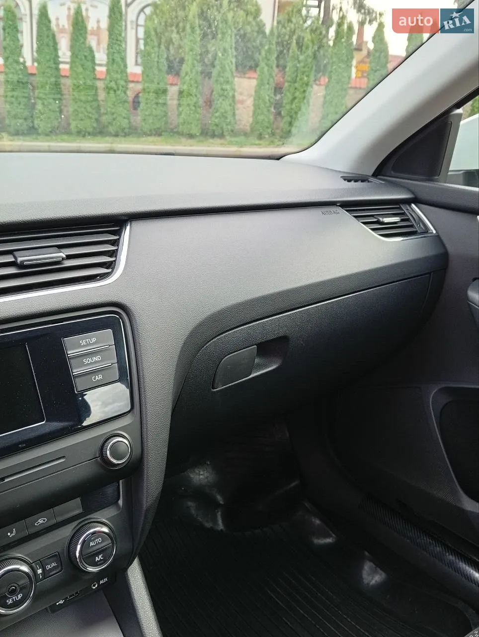 2015 Skoda Octavia - мініатюра 12
