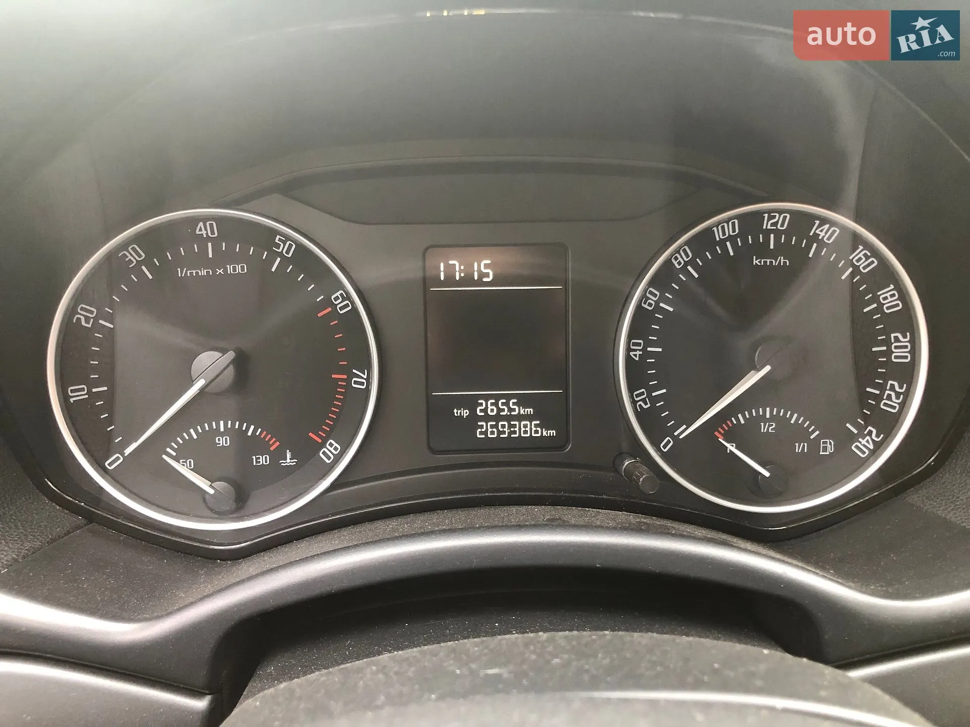 2010 Skoda Octavia - мініатюра 3