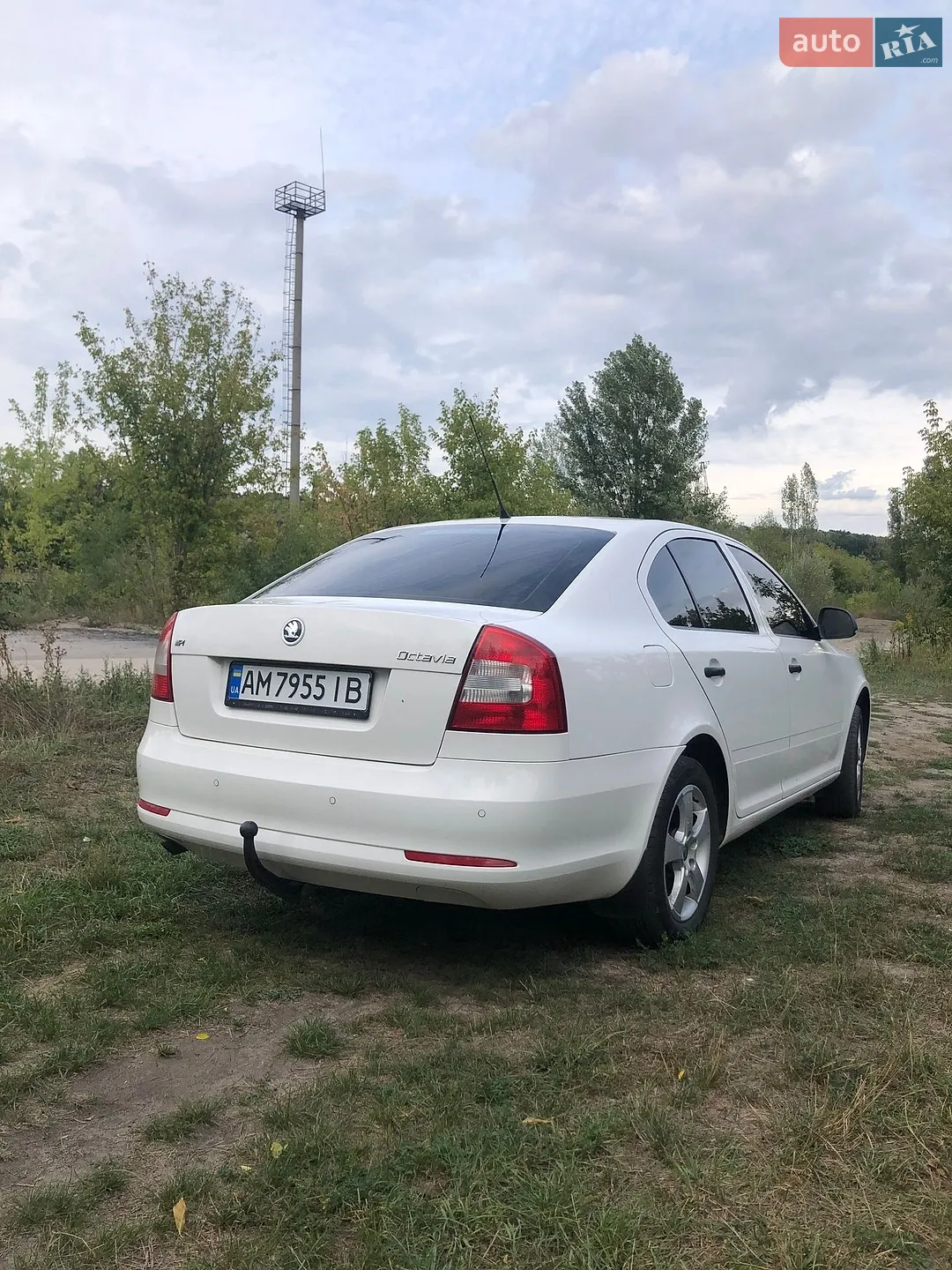2010 Skoda Octavia - мініатюра 24