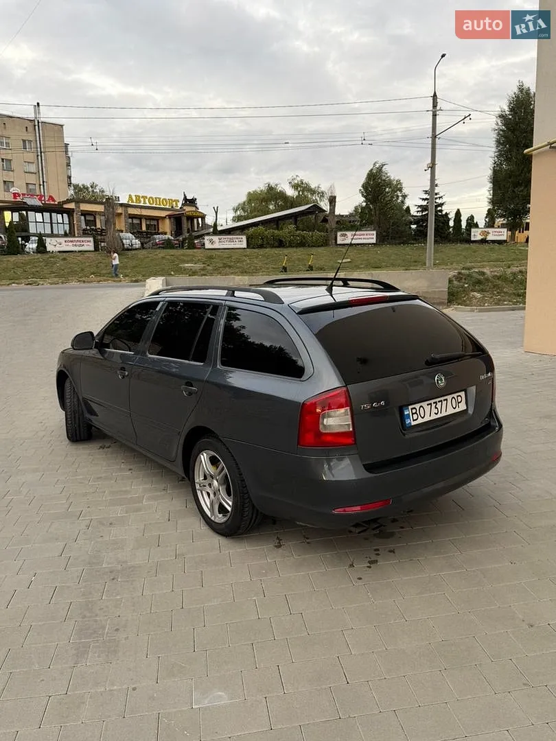 2010 Skoda Octavia - мініатюра 6