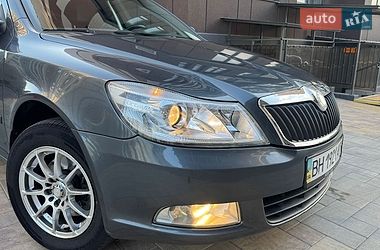 Лифтбек Skoda Octavia 2010 в Одессе