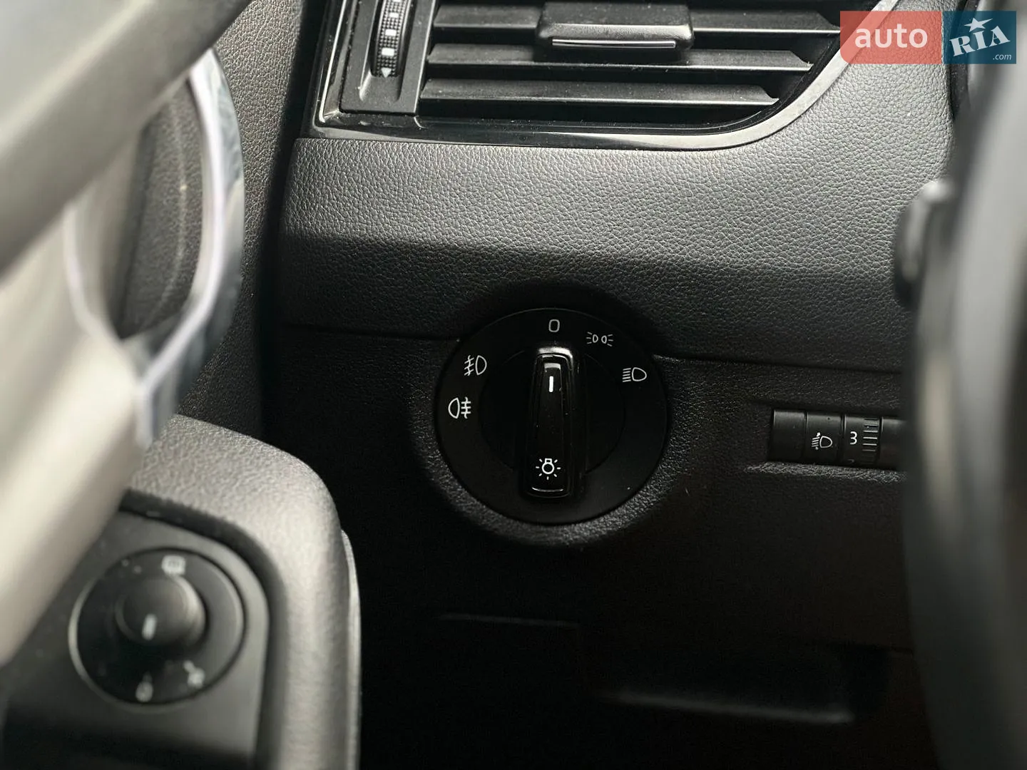 2013 Skoda Octavia - мініатюра 33