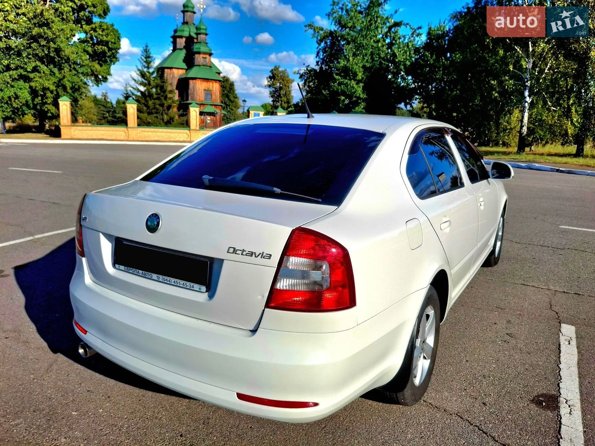 2011 Skoda Octavia - мініатюра 3