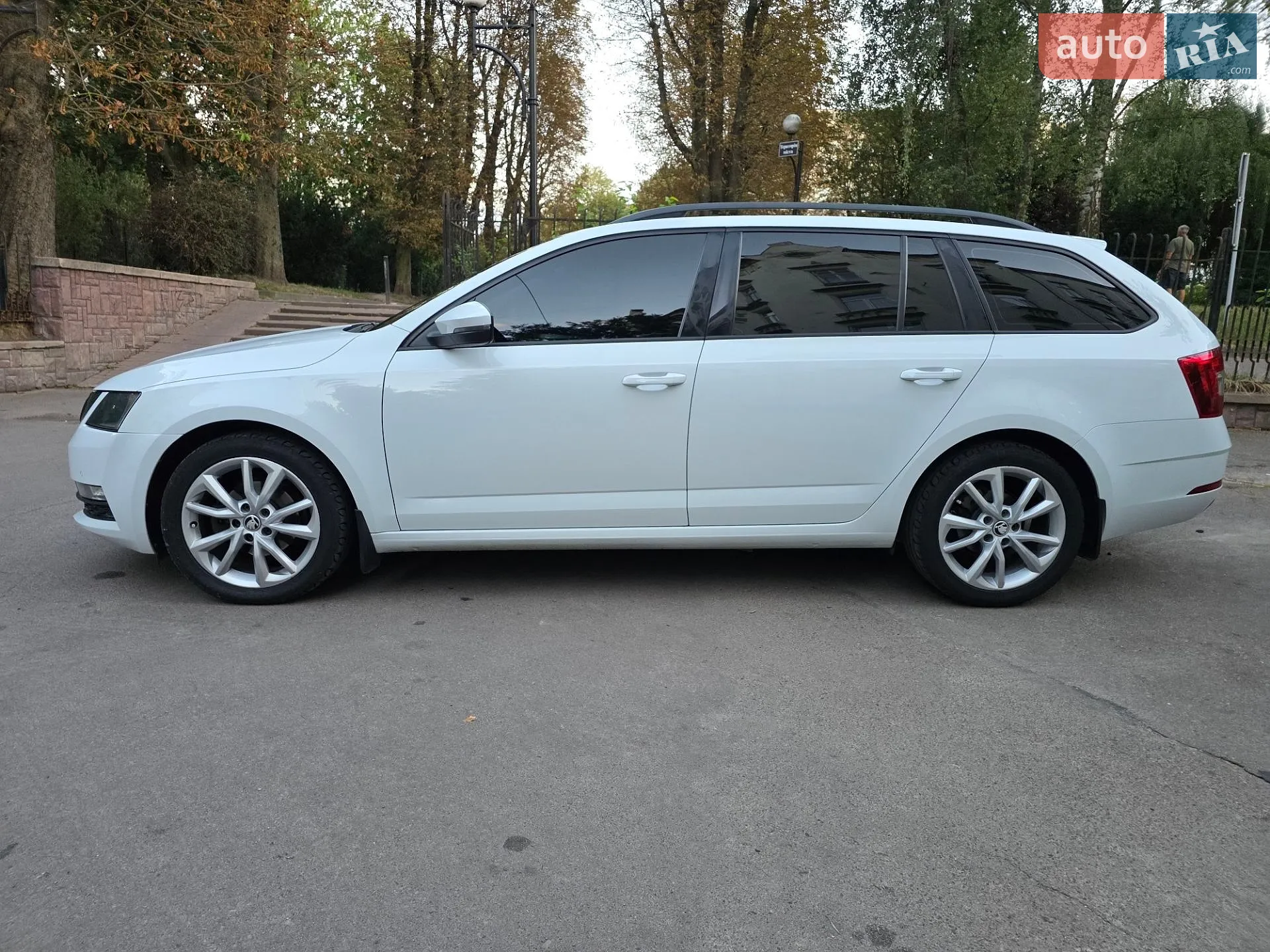 2017 Skoda Octavia - мініатюра 6