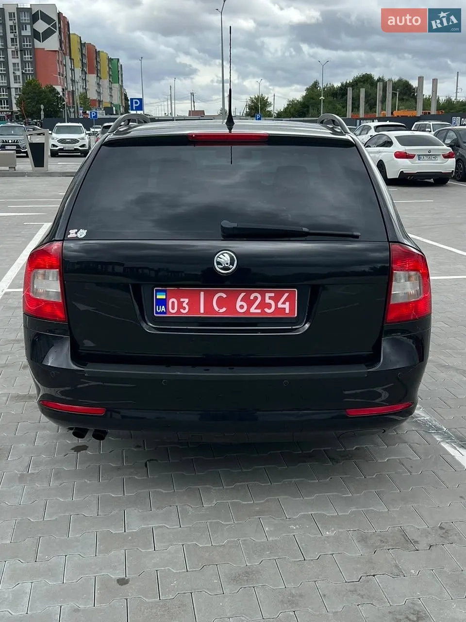 2010 Skoda Octavia - мініатюра 9