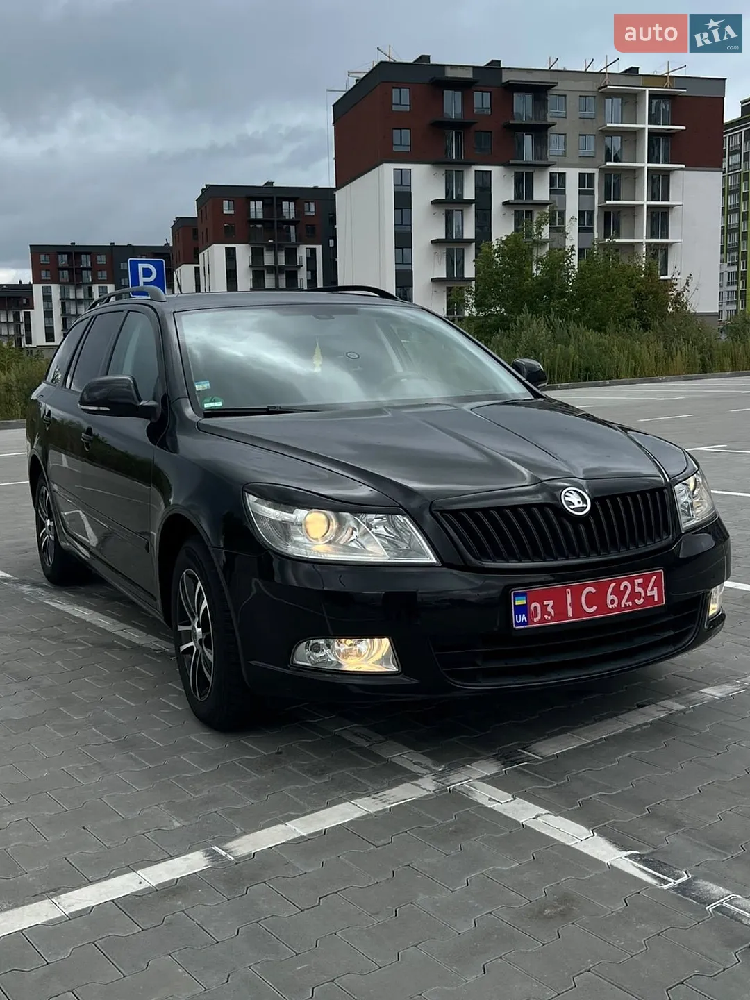 2010 Skoda Octavia - мініатюра 4