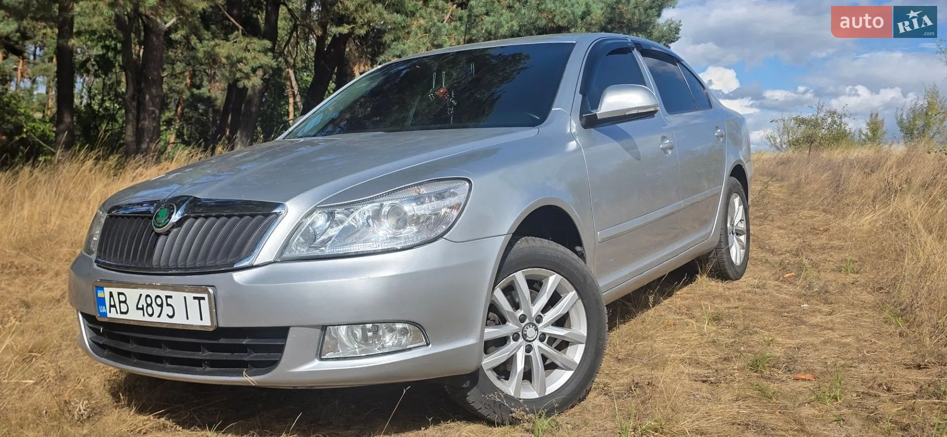 2011 Skoda Octavia - мініатюра 2