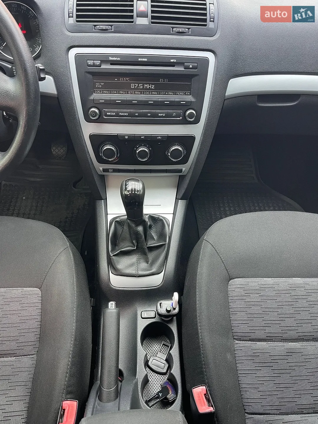 2010 Skoda Octavia - мініатюра 23