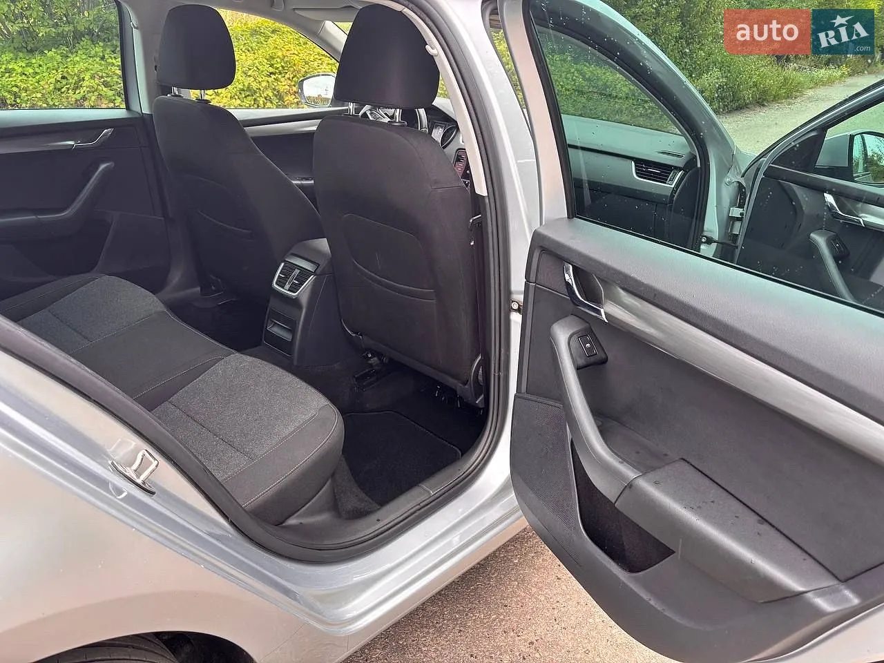 2019 Skoda Octavia - мініатюра 10