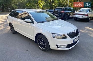 Универсал Skoda Octavia 2014 в Киеве