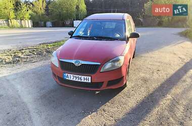 Грузовой фургон Skoda Praktik 2012 в Коростышеве