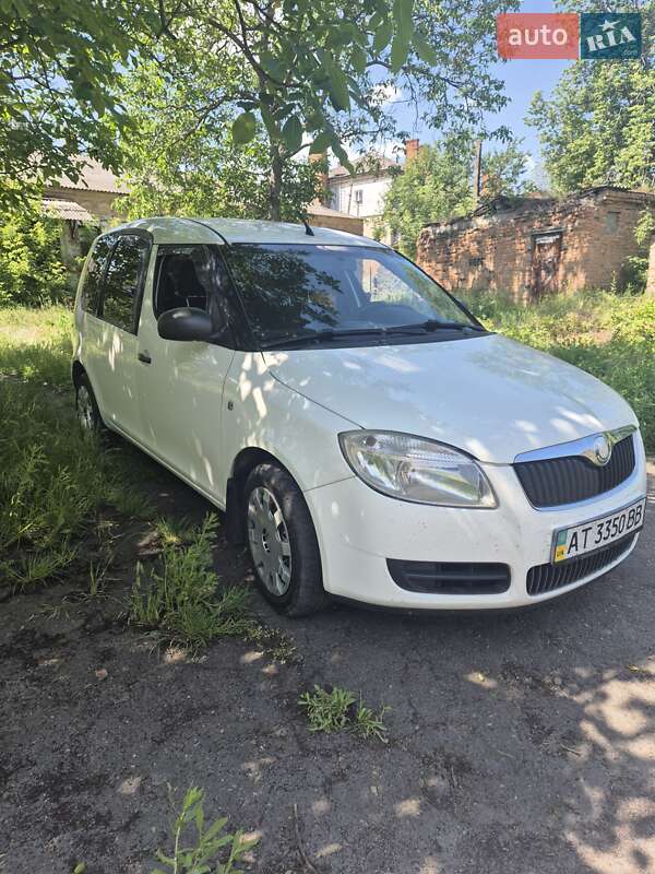 Skoda Praktik 2008