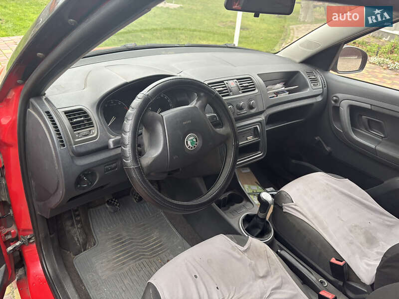 Вантажний фургон Skoda Praktik 2008 в Броварах