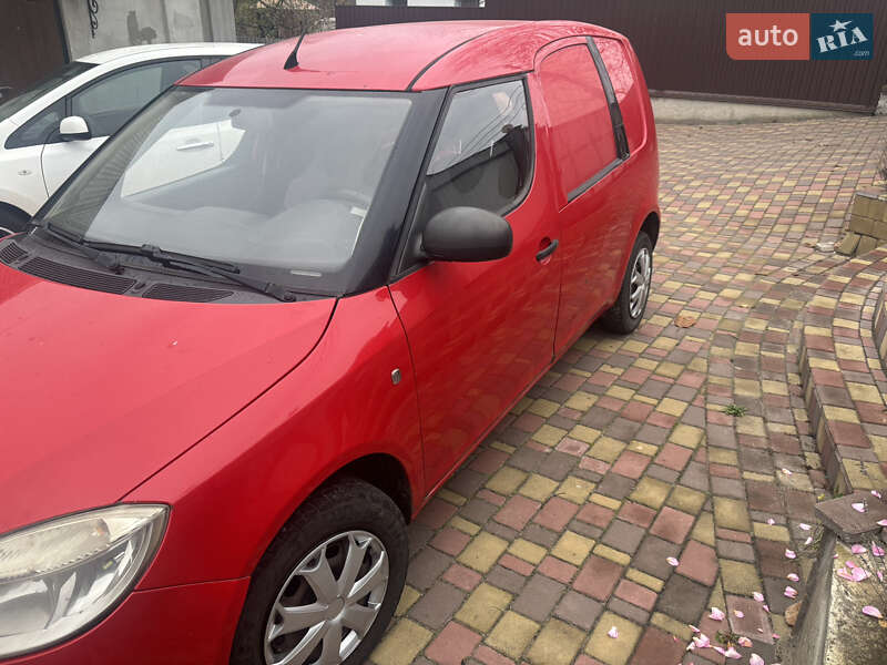 Вантажний фургон Skoda Praktik 2008 в Броварах