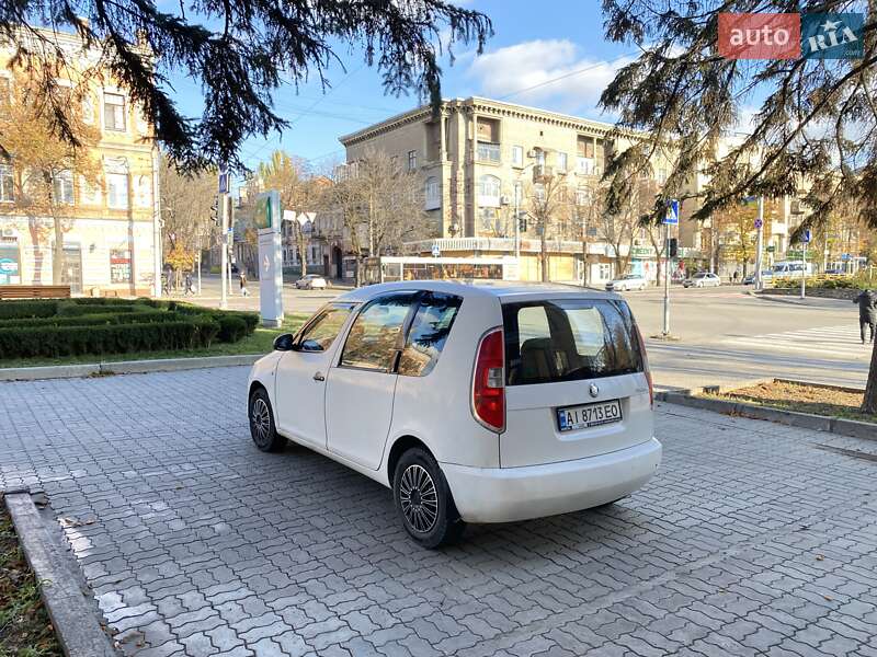 Мінівен Skoda Praktik 2008 в Запоріжжі