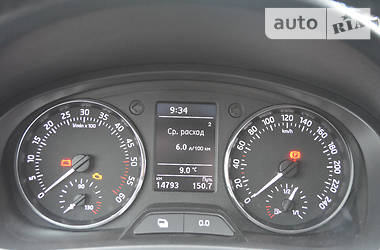 Седан Skoda Rapid 2013 в 