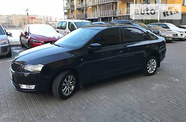 Седан Skoda Rapid 2014 в Киеве