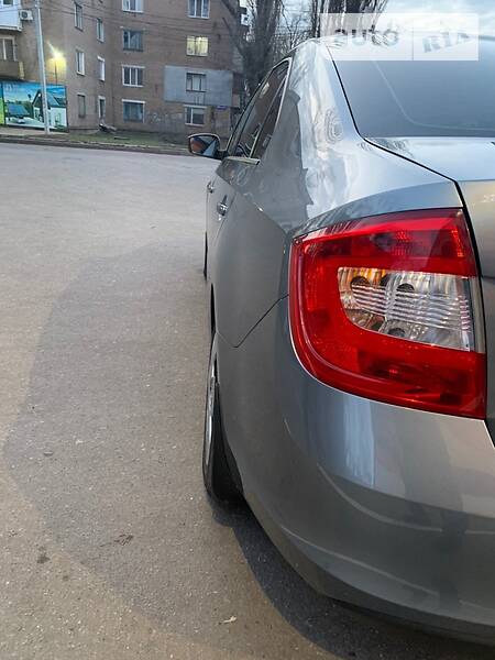 Ліфтбек Skoda Rapid 2013 в Кривому Розі фото 15 Ліфтбек Skoda Rapid 2013 в Кривому Розі