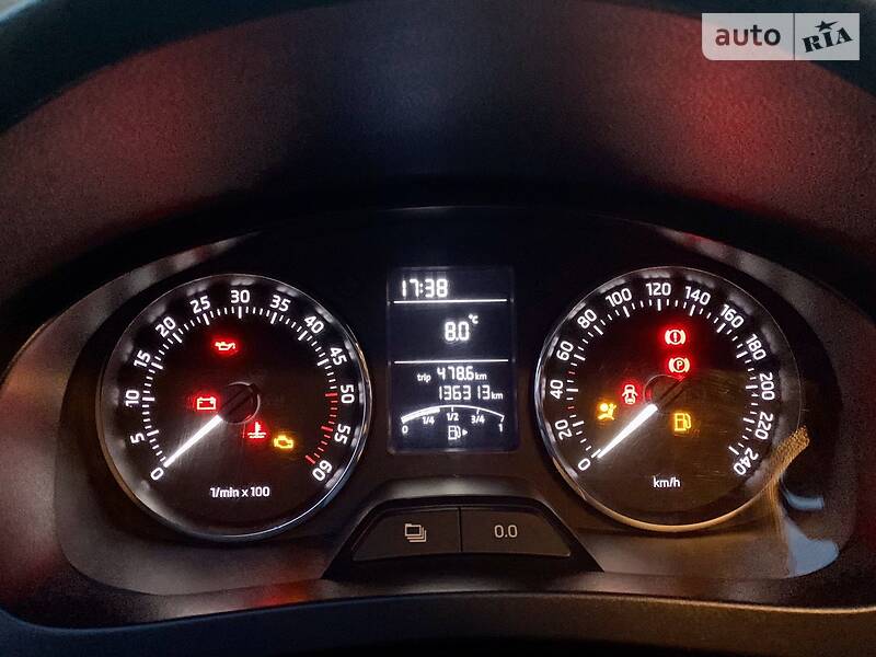 Ліфтбек Skoda Rapid 2013 в Кривому Розі фото 20 Ліфтбек Skoda Rapid 2013 в Кривому Розі