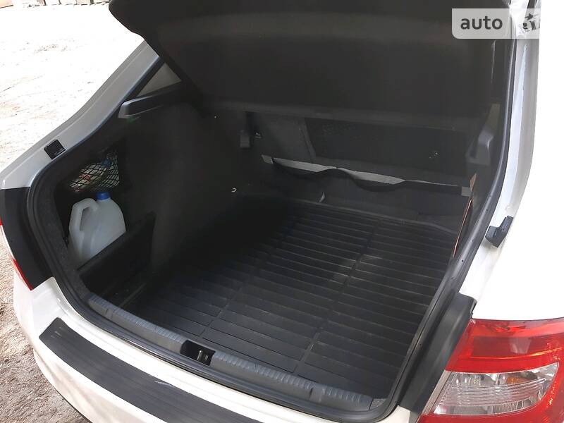 Ліфтбек Skoda Rapid 2013 в Дніпрі