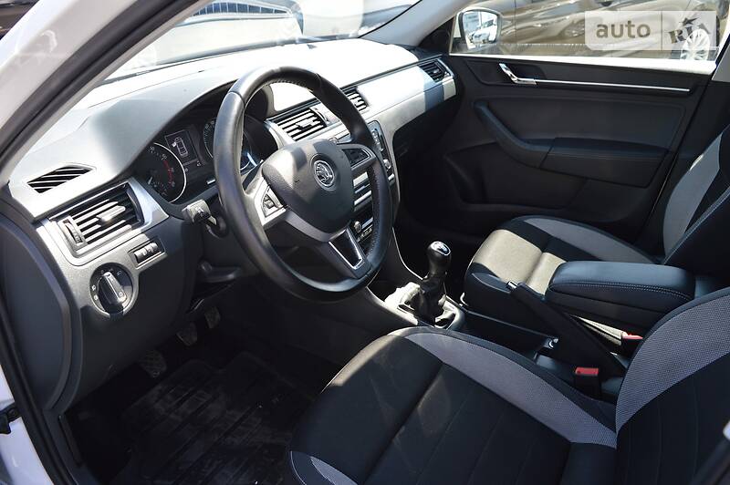 Хетчбек Skoda Rapid 2017 в Києві фото 8 Хетчбек Skoda Rapid 2017 в Києві