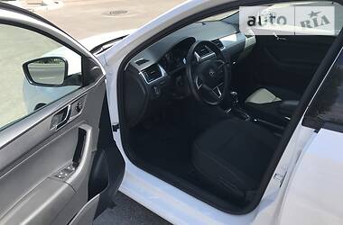 Ліфтбек Skoda Rapid 2015 в 